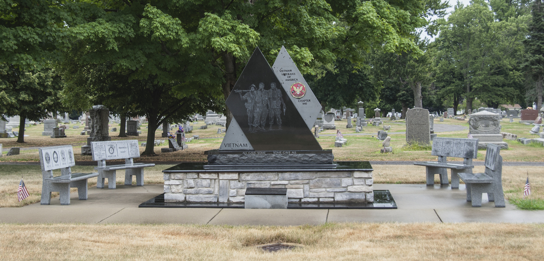 Vietnam Veteran Memorial of Fostoria Fountain Cemetery 2.jpg Vietnam Veteran Memorial of Fostoria Fountain Cemetery 2.jpg