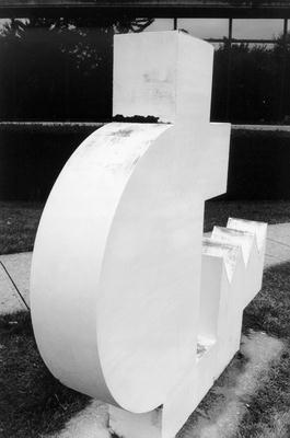 00572 Memorial to Glyn Williams.jpg 00572 Memorial to Glyn Williams.jpg
