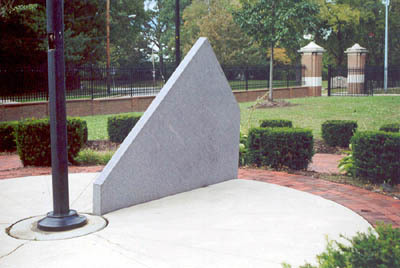 01009 The Giant Sundial.jpg 01009 The Giant Sundial.jpg