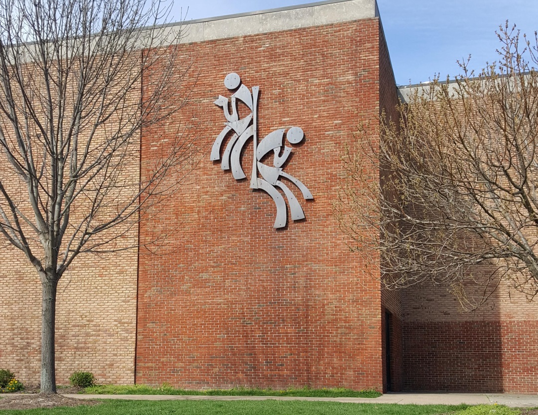 MadisonHS1.jpg MadisonHS1.jpg