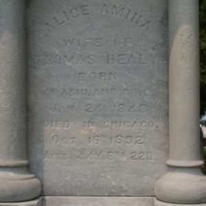 Mourning Woman base right.JPG