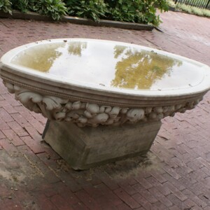 Cherub Trough Top.JPG